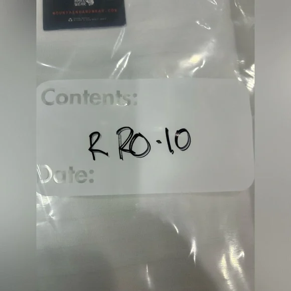 Mountain Hardwear Women's Large Mighty Stripe Long Sleeve Top Cream NWT T-Shirt - Picture 9 of 9